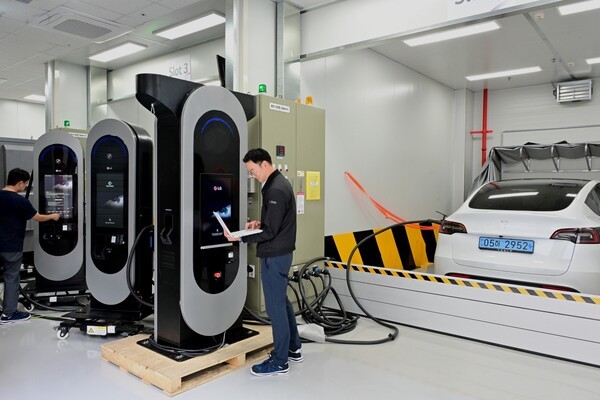 LG전자 전기차(EV) 충전기 솔루션. [제공= LG전자]