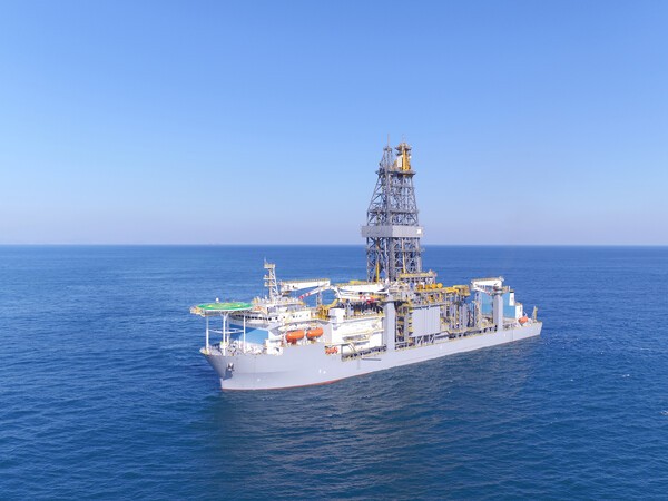 한화오션이 건조해 인도한 드릴십. [제공=한화오션]