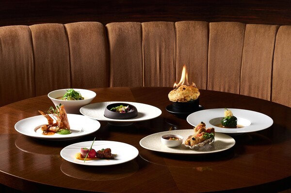 중식당 통합 코스 메뉴 ‘만추미식’. 롯데호텔앤리조트