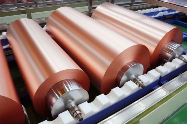  동박 제품 사진. [제공=롯데에너지머티]