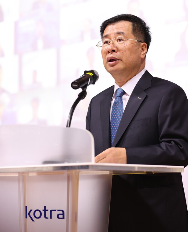 강경성 KOTRA 신임사장이 11일 서울 서초구 본사에서 열린 취임식에서 취임사를 하고 있다. [제공=코트라]