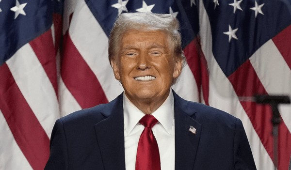 활짝 웃고 있는 도널드 트럼프 미국 제47대 대통령 당선인. [제공=EBN]