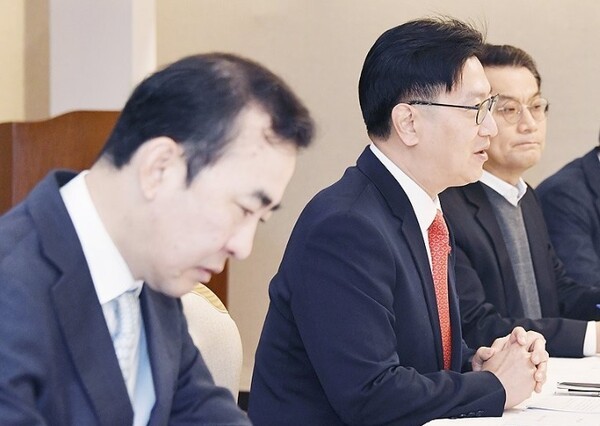 정부가 민생 회복을 위해 연초부터 전례없는 속도와 규모로 예산을 신속집행할 방침이다. [제공=연합]