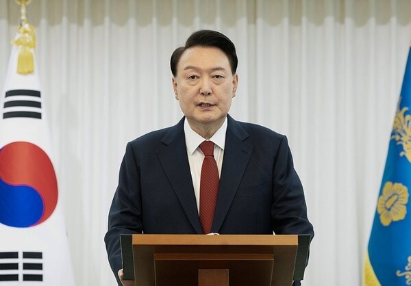 고위공직자범죄수사처(공수처)가 12·3 비상계엄 사태를 수사하는 과정에서 윤석열 대통령에게 세 번째 출석을 요구했다. [제공=연합]