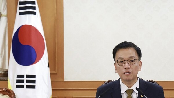 최상목 대통령 권한대행 부총리 겸 기획재정부 장관이 27일 오후 정부서울청사에서 열린 국가안전보장회의(NSC)를 주재하며 발언하고 있다. [출처=연합]