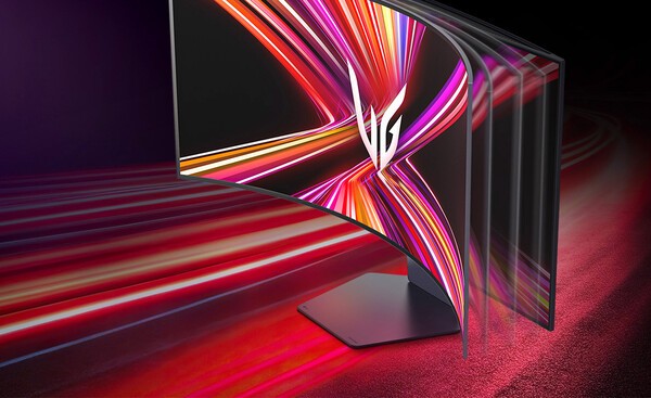 고객이 원할 때마다 화면을 구부렸다 펴는 벤더블 기능을 적용한 제품(모델명: 45GX990A) [출처=LG전자]