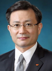 ▶ 유정준 집단에너지협회 회장(SK E&amp;S 사장).