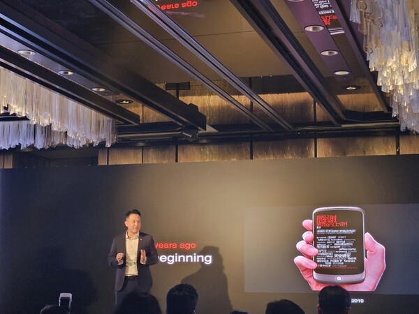 조니 우 샤오미코리아 사장이 기자간담회에서 발표하고 있다. [출처=진운용 기자]