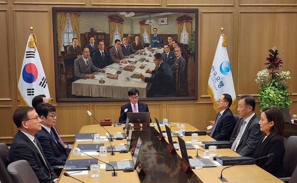 이창용 한국은행 총재가 16일 서울 중구 한은에서 금융통화위원회를 주재하고 있다. [사진=류용환 기자]