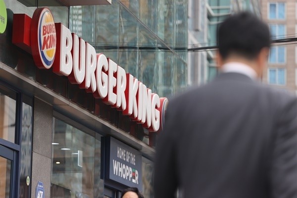 버거킹이 일부 제품 가격을 인상한다. 버거킹