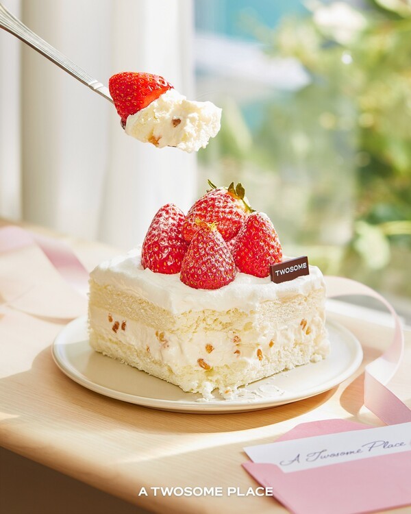 떠먹는 화이트 스초생 [출처=투썸플레이스]