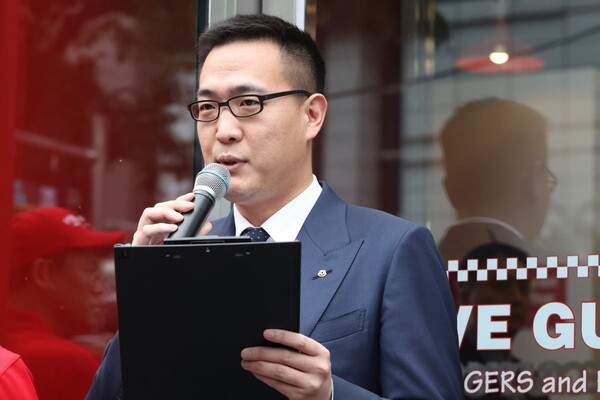 한화호텔앤드리조트가 아워홈 경영권 지분 인수를 위해 '우리집에프앤비(가칭)'을 설립하고 2500억원을 출자하기로 했다. 사진은 김동선 한화갤러리아 미래비전총괄(부사장) [출처=한화갤러리아]