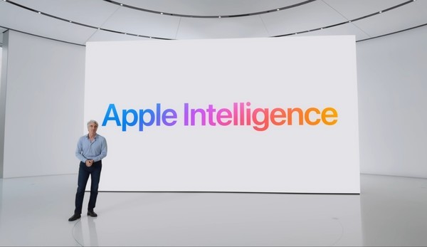 크래그 페더리기 애플 SVP 소프트웨어 엔지니어가 애플 인텔리전스에 대해 말하고 있다. [출처=애플 WWDC 2024]