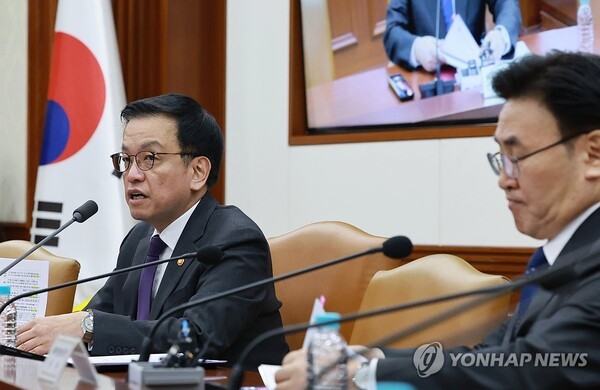 최상목 권한대행, 국정현안-경제관계장관회의 주재[출처=연합뉴스]