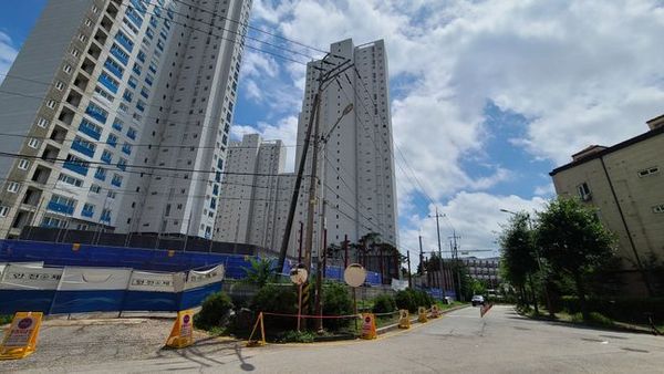 ▶ 공사중인 수도권 미분양 단지ⓒEBN