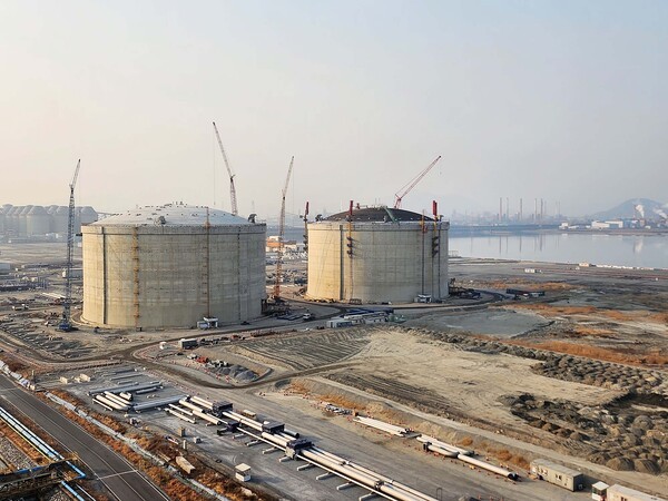 광양제철소에서 제2LNG터미널이 건설되고 있다. [출처=포스코]