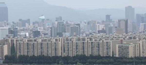 ▶ 서울 압구정 현대아파트. 연합