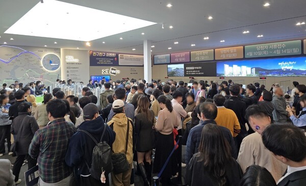 창원 메가시티 자이&위브 견본주택 촬영.[출처=두산건설 컨소시엄(두산건설∙GS건설∙금호건설)]