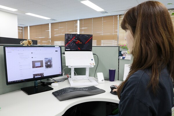 SK스토아가 업계 최초로 위해상품 차단 작업을 보다 간편하게 진행하는 ‘AI 위해상품 차단 시스템’을 도입했다. [출처=SK스토아]