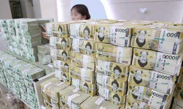 2월 통화량이 전월 대비 26조원 가까이 증가했다. [출처=연합]