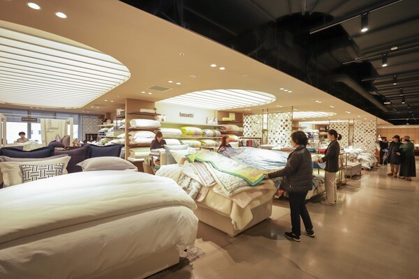 신세계 강남점 침구 매장 모습 [출처=신세계백화점]