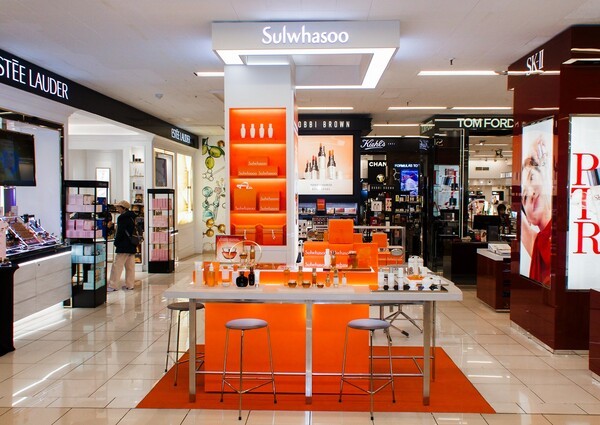메이시스 백화점 뉴욕 플러싱(Flushing)점에 입점한 설화수 매장. [출처=아모레퍼시픽]