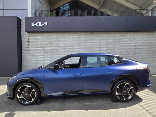 더 기아 EV4 [사진=박성호 기자]