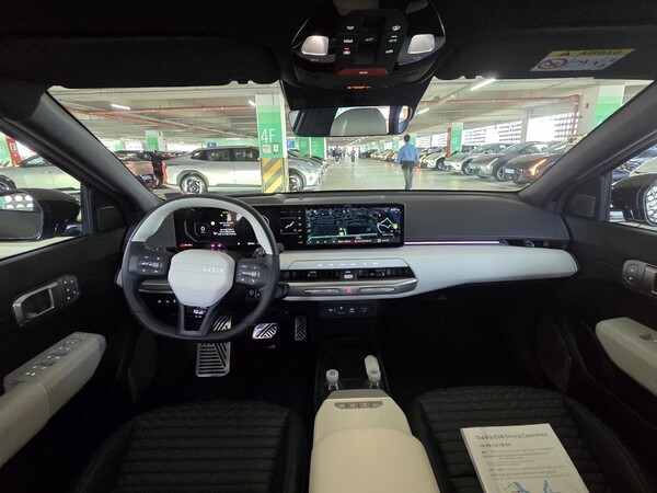 더 기아 EV4 [사진=박성호 기자]