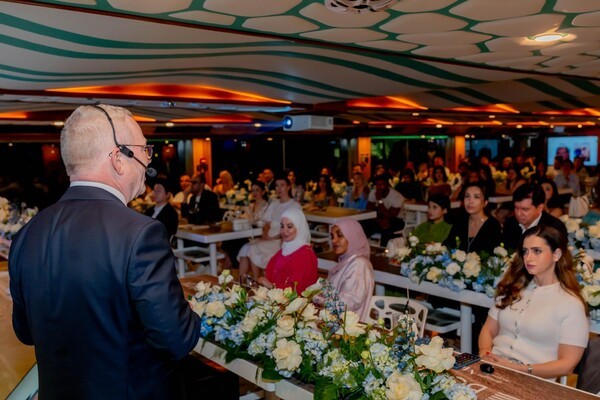 휴젤이 아랍에미리트에서 ‘보툴렉스’ 론칭 행사를 개최했다. [출처=휴젤]