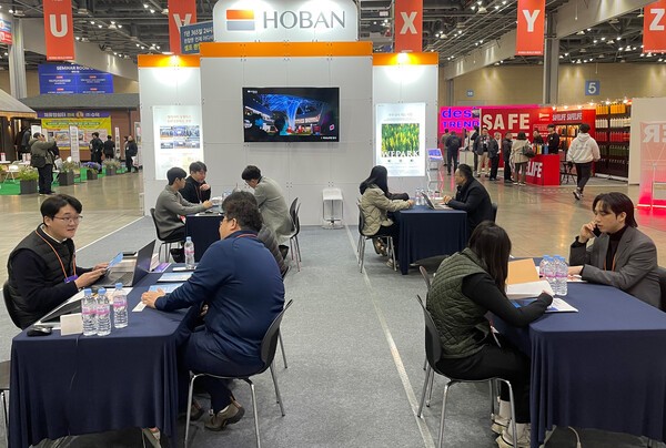 호반건설은 지난 2월 '2025 코리아빌드위크'에서 협력업체의 홍보 부스를 지원하고 구매상담회 프로그램을 운영했다.[출처=호반건설]