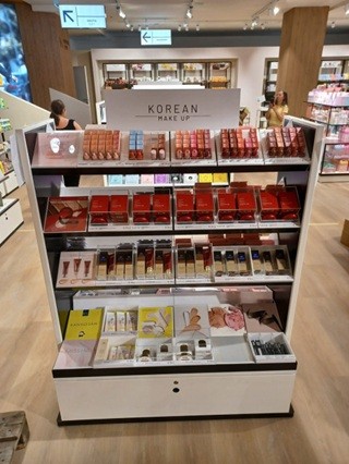 클리오가 기존 아시아와 북미를 넘어 유럽 시장 공략에 박차를 가하며 글로벌 비즈니스 확대에 속도를 내고 있다. [출처=클리오]