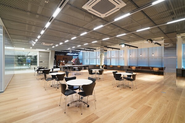 리모델링 된 섬유센터 2층 모습 [출처=한국섬유산업연합회]