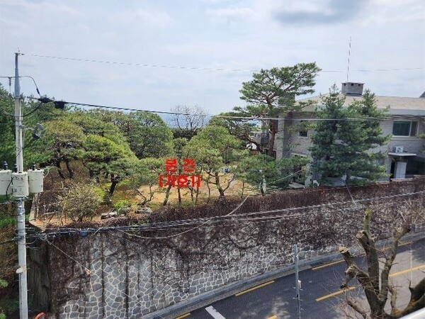 강제경매가 진행 중인정대선 전 HN Inc 사장 소유의 서울 성북동 대지.[출처=지지옥션 홈페이지 갈무리.]