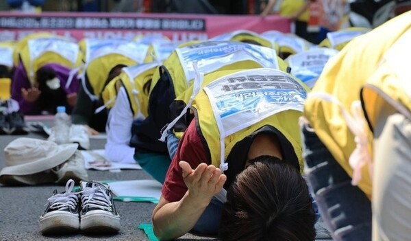 홈플러스가 기업회생 절차(법정관리) 개시 후 첫 노사 간 협의체를 가동했으나 회생의 성격을 두고 이견을 보이며 별다른 성과 없이 마무리됐다. [출처=연합]