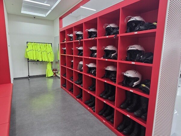 혼다 에듀케이션 센터 라커룸 [출처=박성호 기자]