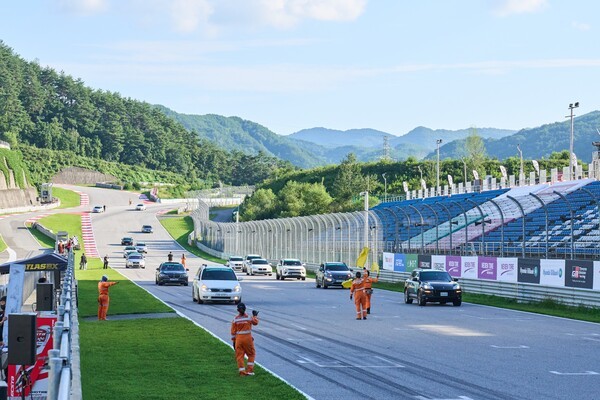 슈퍼레이스가 오는 14일 강원도 인제에서 '2025 강원 국제 모터 페스타 에코랠리'를 개최한다. [출처=슈퍼레이스]