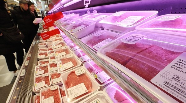 축산물 가격이 전방위 상승세를 보이면서 '미트 플레이션' 우려가 커지고 있다. [출처=연합뉴스]