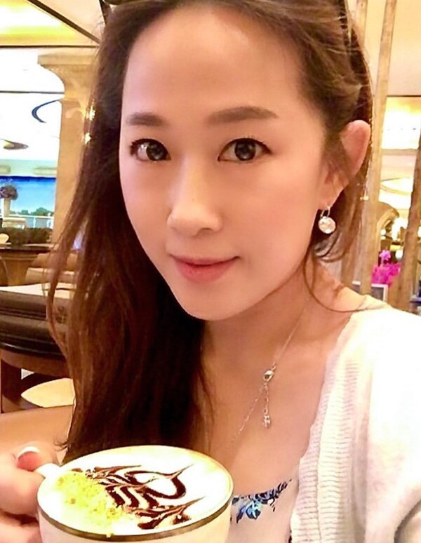 [출처=이희진 작가 SNS ]