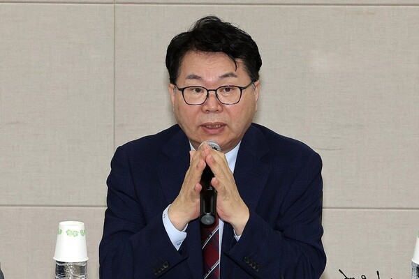 이한주 국정기획위원장 [출처=연합]