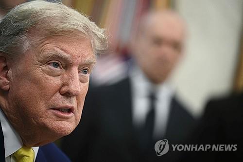 트럼프 미국 대통령이 이란에 핵 개발 포기를 요구하며 최후통첩을 날렸다. [출처=연합뉴스]