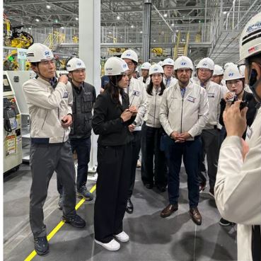 호세 무뇨스 사장이 현장 경영에 나선 모습 [출처=링크드인]