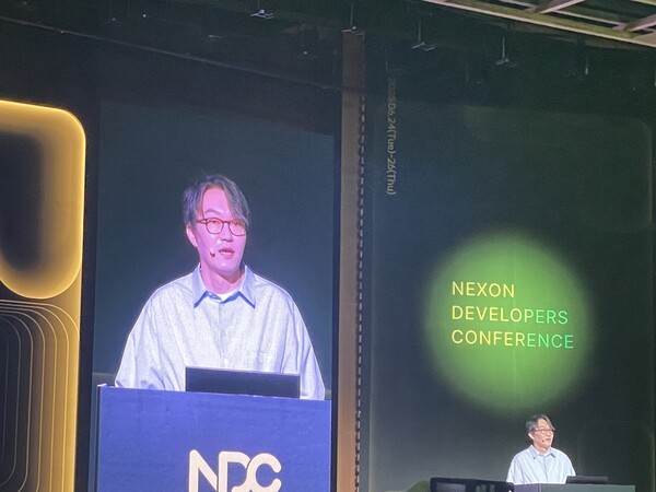 이정헌 넥슨 대표가 23일 경기도 성남시 분당구에 위치한 경기창조경제혁신센터에서 열린 '넥슨 개발자 콘퍼런스(NDC) 2025' 개막식에서 환영사를 하고 있다. [출처=이경은 기자]