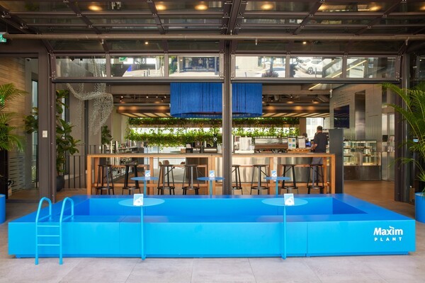 동서식품이 한남동에서 운영하는 커피 복합문화공간 ‘맥심플랜트’ 1층 모습.[출처=동서식품]