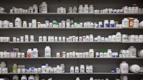 미국 약국에 진열된 처방약들 [출처=연합]