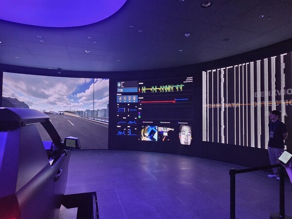 시뮬레이션 룸에서 시연한 데이터가 기록되는 모습 [출처=박성호 기자]