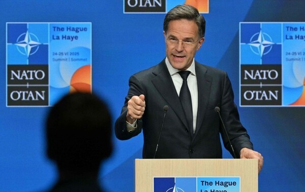 마르크 뤼터 북대서양조약기구(NATO·나토) 사무총장은 미국 정부의 유럽 내 미군 감축 가능성과 관련해 “현재 논의 중인 것은 없다”며 선을 그었다. [출처=연합]