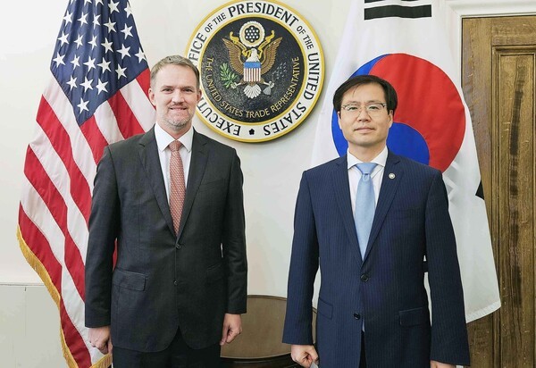 여한구 산업통상자원부 통상교섭본부장은 5일(현지시간) 오후 3시 워싱턴 D.C 미국무역대표부(USTR)에서 제이미슨 그리어(Jamieson Greer) 미국 무역대표부 대표와 면담을 가졌다. [출처=산업통상자원부]