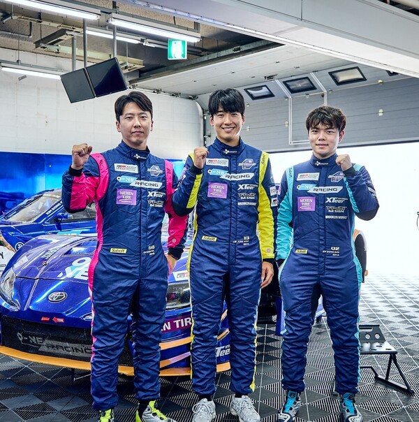 CJ대한통운 레이싱팀 오네레이싱 소속의 (왼쪽부터)오한솔, 이정우. 김동은 선수 [출처= 오네레이싱]