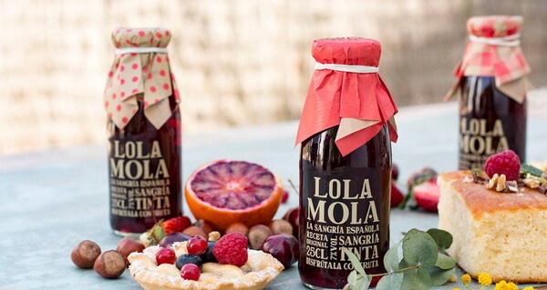 롤라몰라샹그리아 연출컷. [출처=아영FBC]