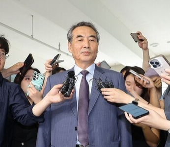 윤석열 전 대통령 부인 김건희 여사와 관련한 각종 의혹 사건을 수사하는 민중기 특별검사팀의 민중기 특별검사 [출처= 연합]